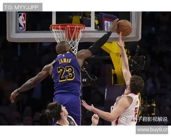 浓眉谈球队表现称进攻有所提升防守问题亟待解决不惧连败困扰